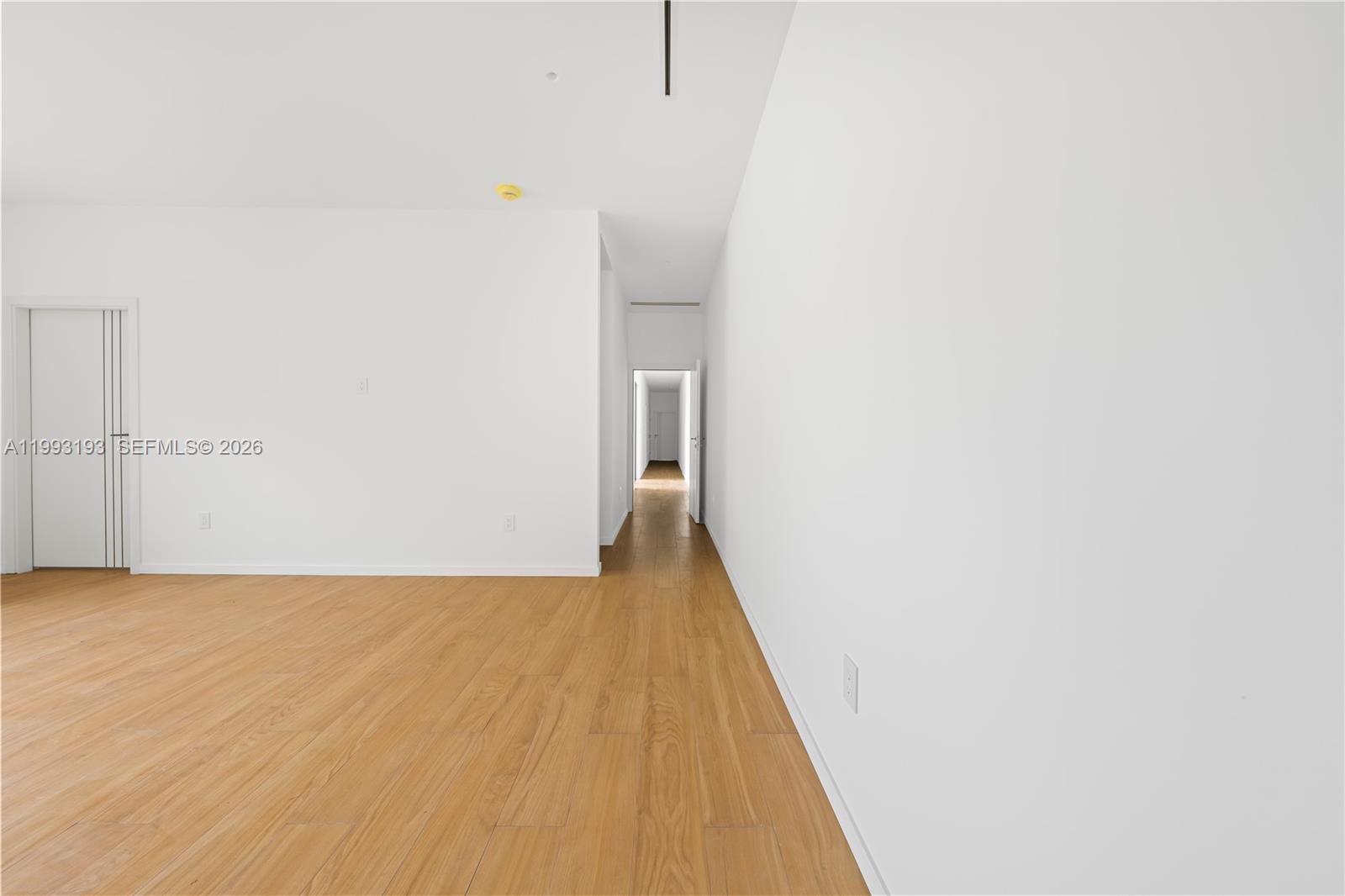 AMD PL OF MIAMI SUB ACRES - Residential