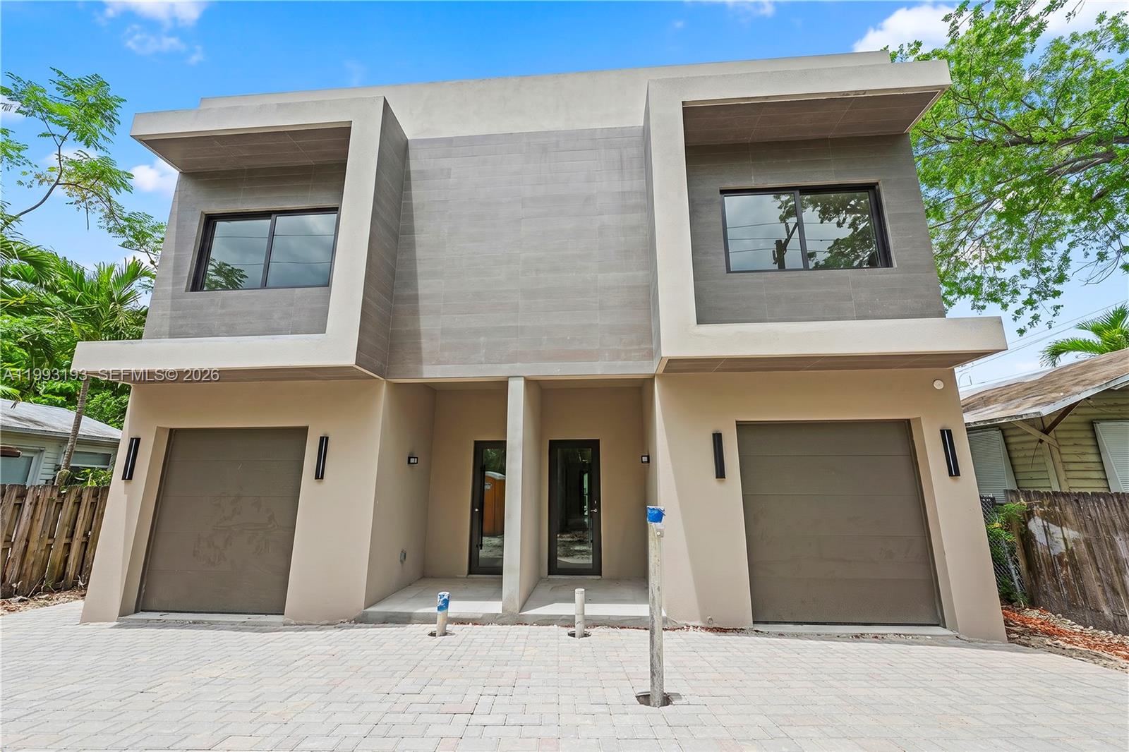 AMD PL OF MIAMI SUB ACRES - Residential