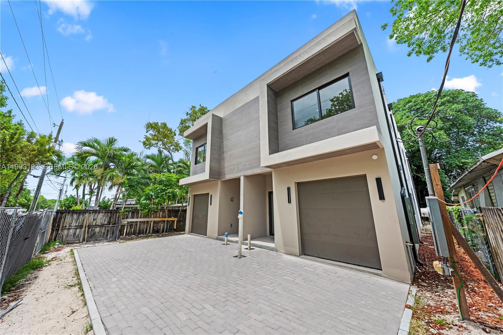AMD PL OF MIAMI SUB ACRES - Residential