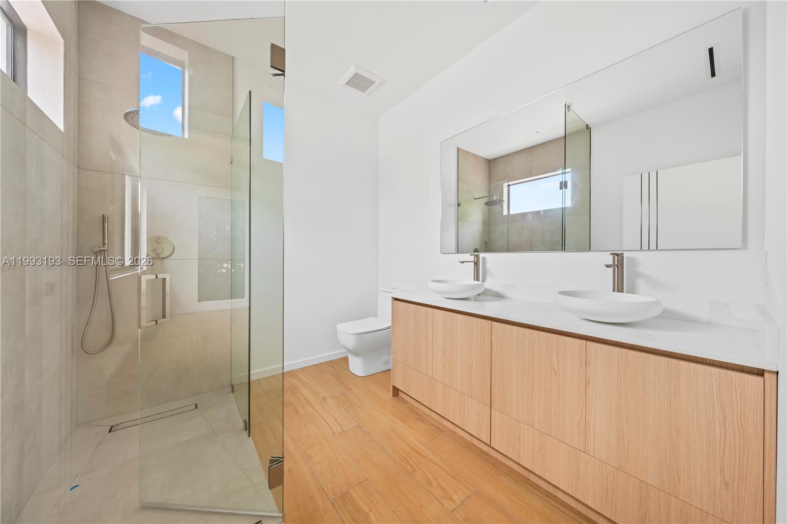 AMD PL OF MIAMI SUB ACRES - Residential