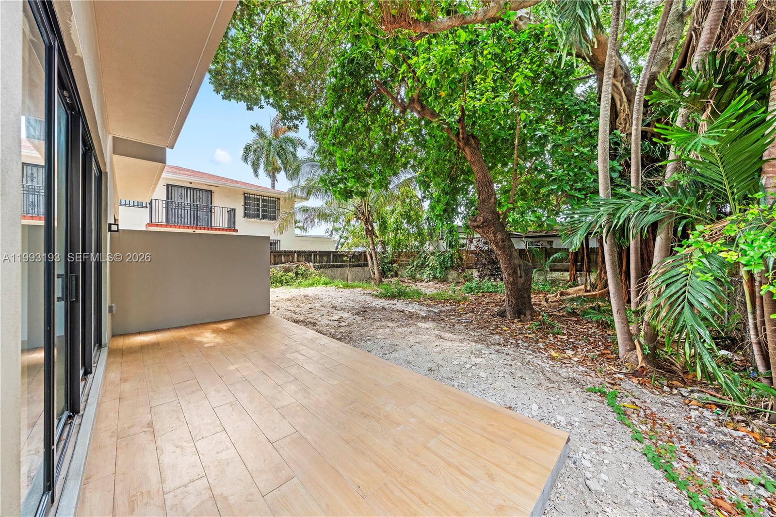 AMD PL OF MIAMI SUB ACRES - Residential