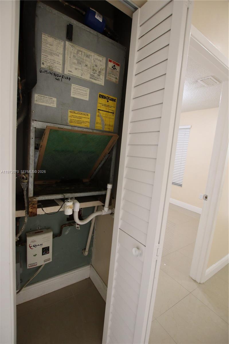 WEST GARDENS VILLAGE COND - Residential