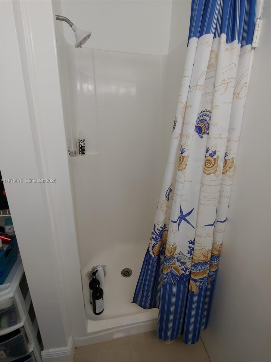 WEST GARDENS VILLAGE COND - Residential