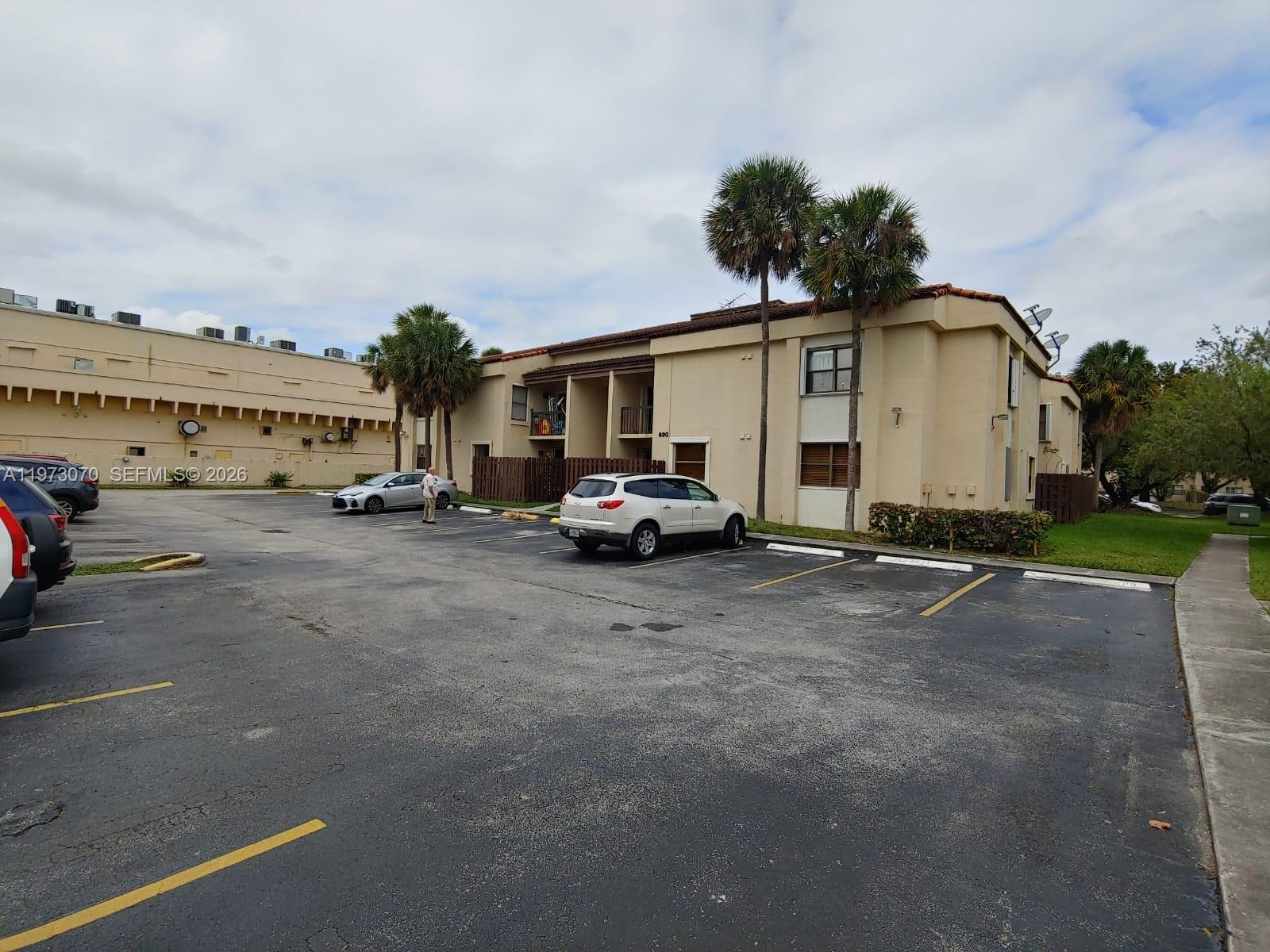 WEST GARDENS VILLAGE COND - Residential