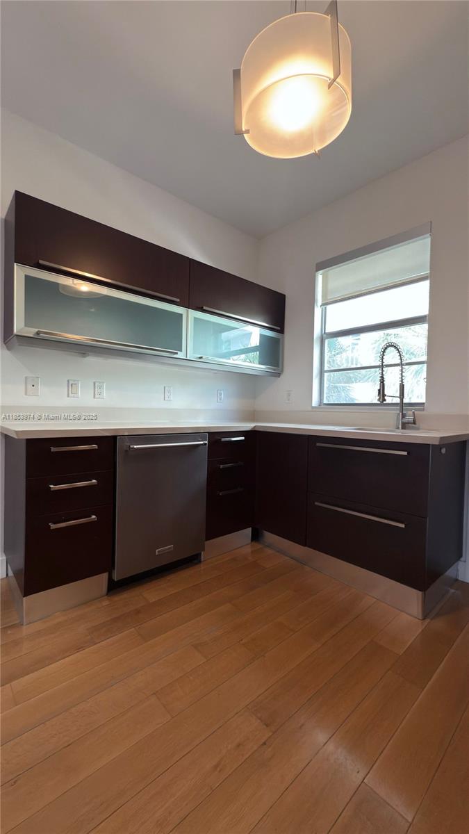 MID GOLF SUB - Residential Lease