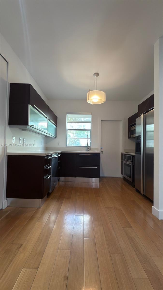 MID GOLF SUB - Residential Lease