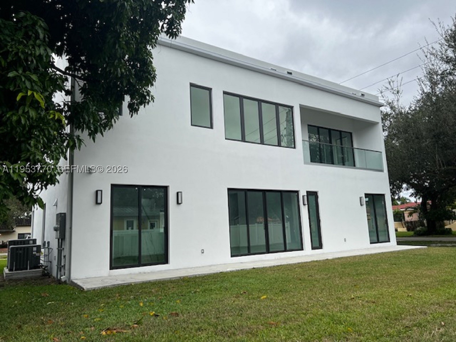 2 Hough Dr