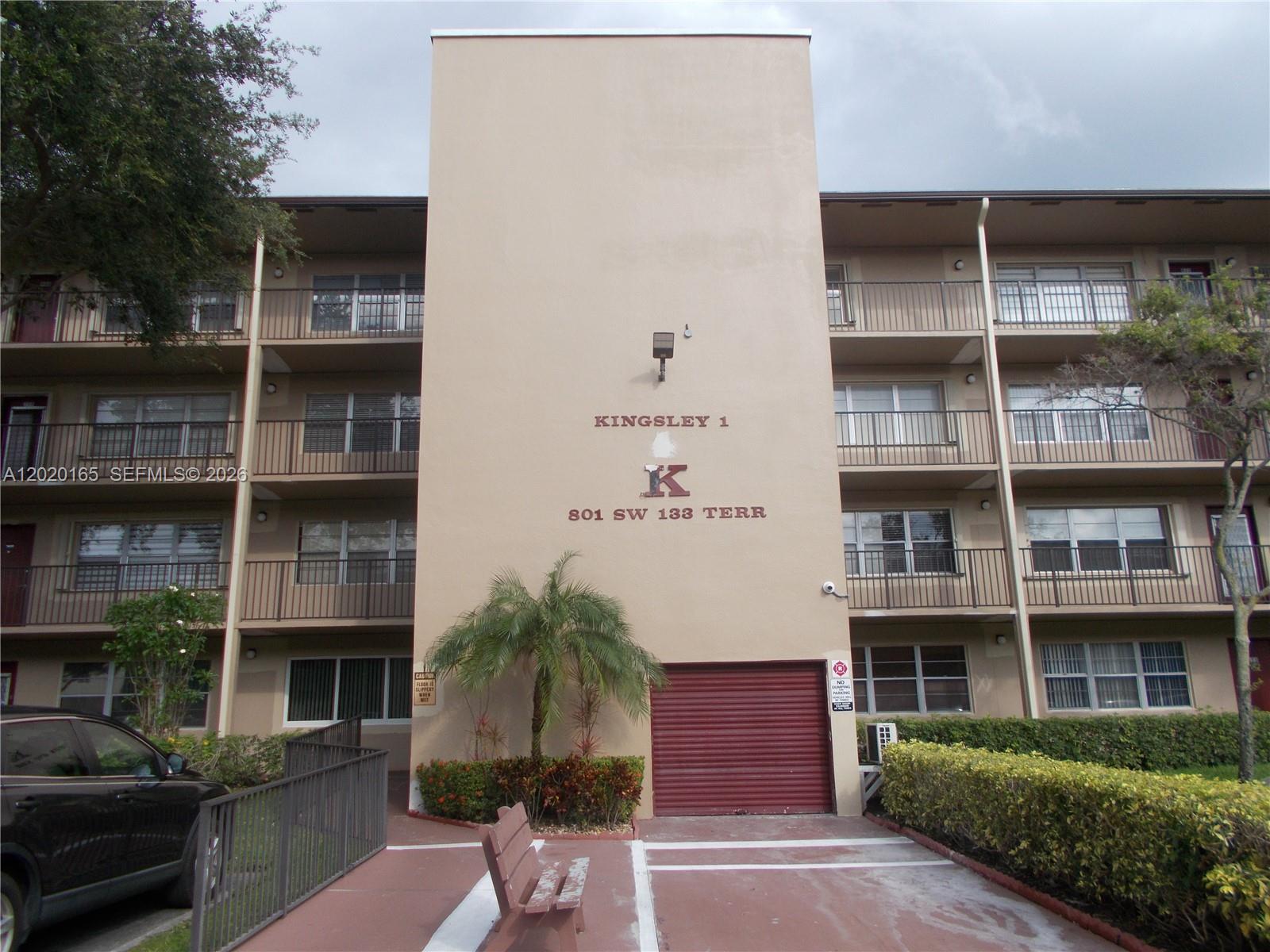 KINGSLEY AT CENTURY VILLA - Residential
