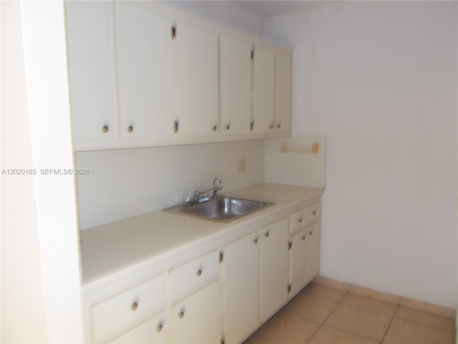 KINGSLEY AT CENTURY VILLA - Residential