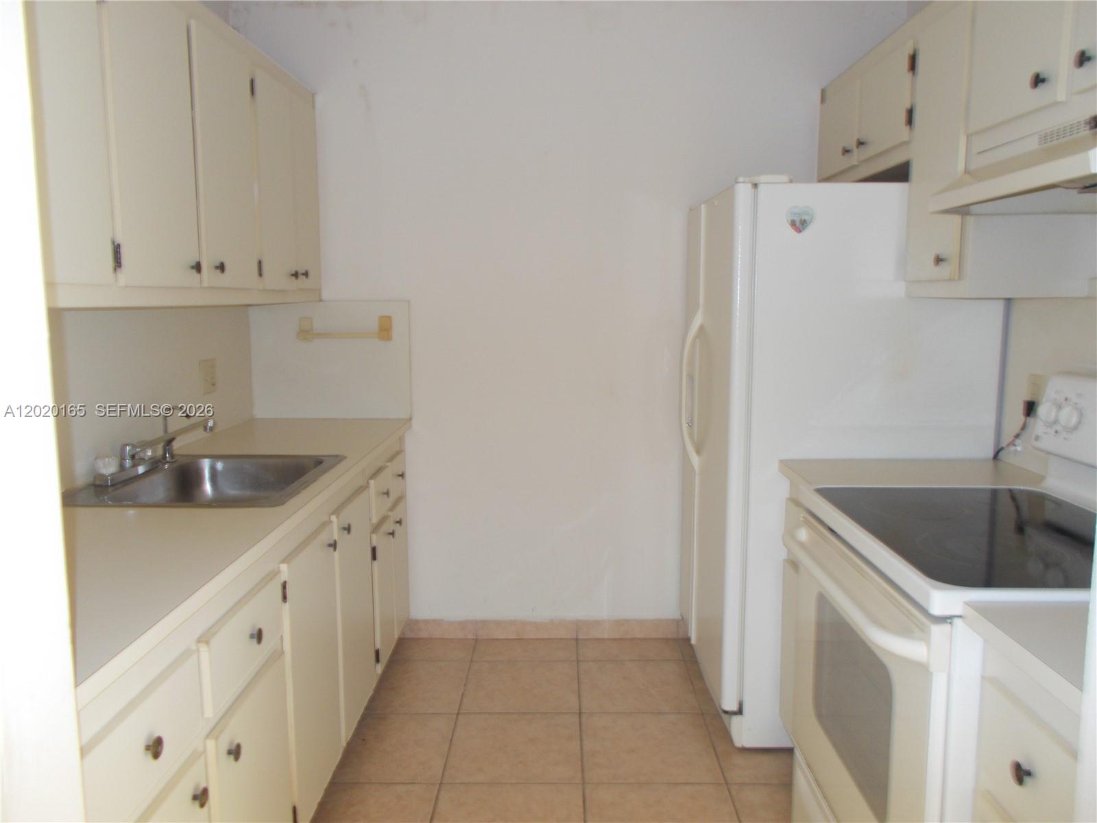KINGSLEY AT CENTURY VILLA - Residential