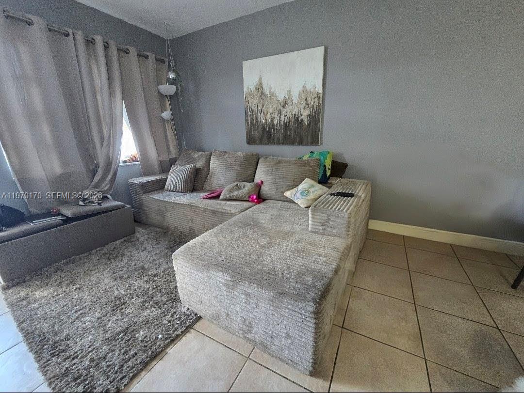 ORIOLE ESTATES SEC 8 - Residential Income