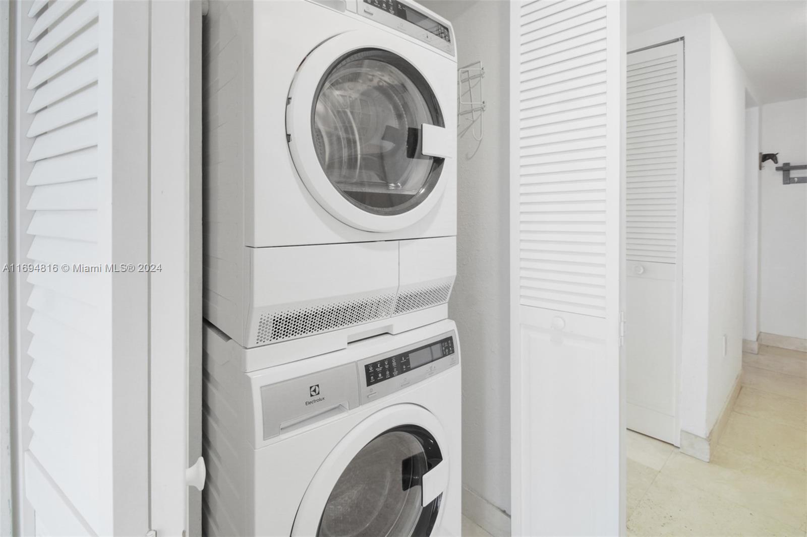 VENETIA CONDO - Residential