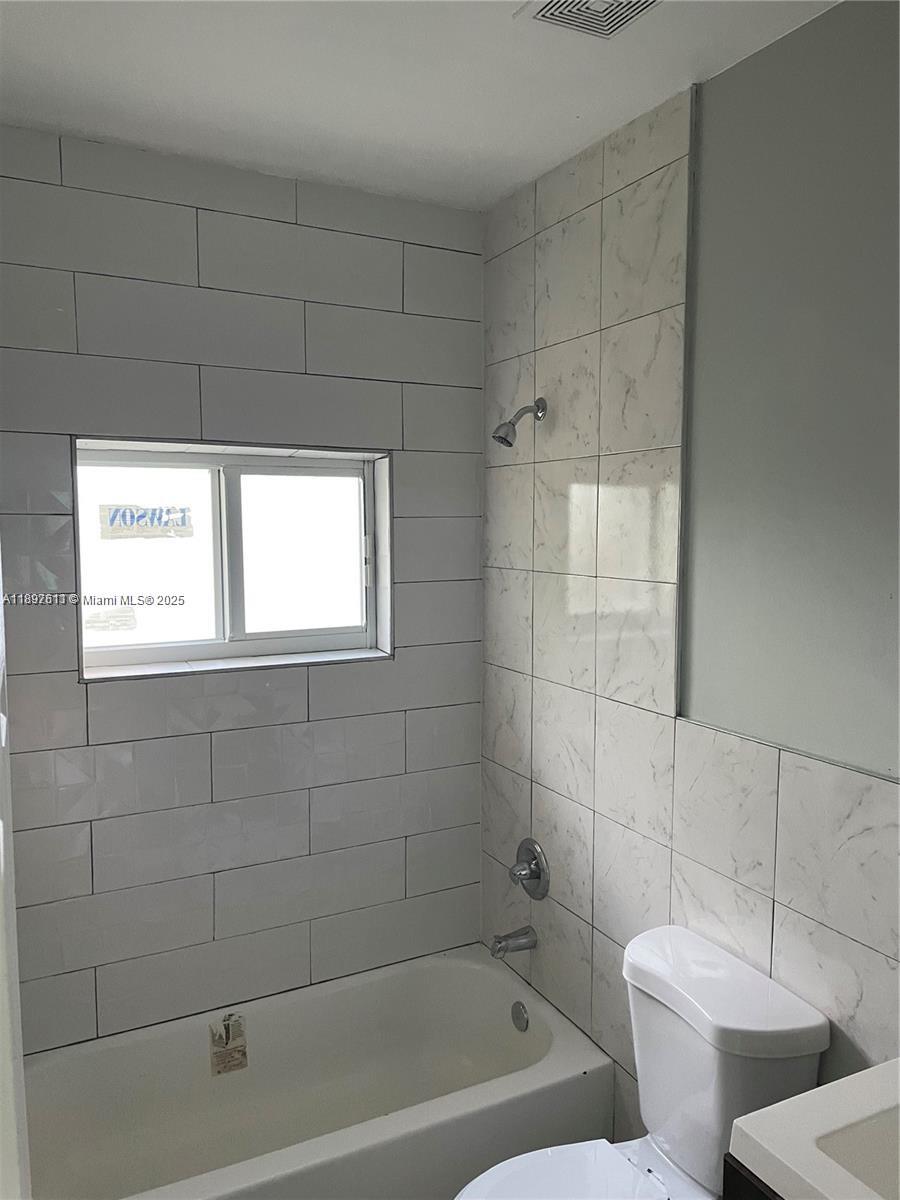 LITTLE RIVER GARDENS - Residential Lease