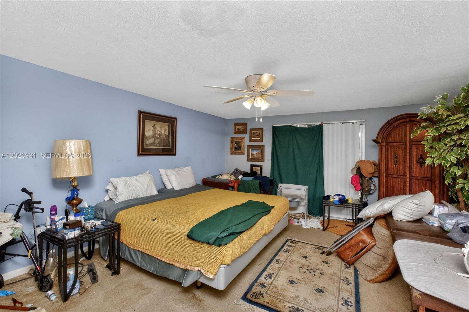 EMBASSY HILLS - Residential