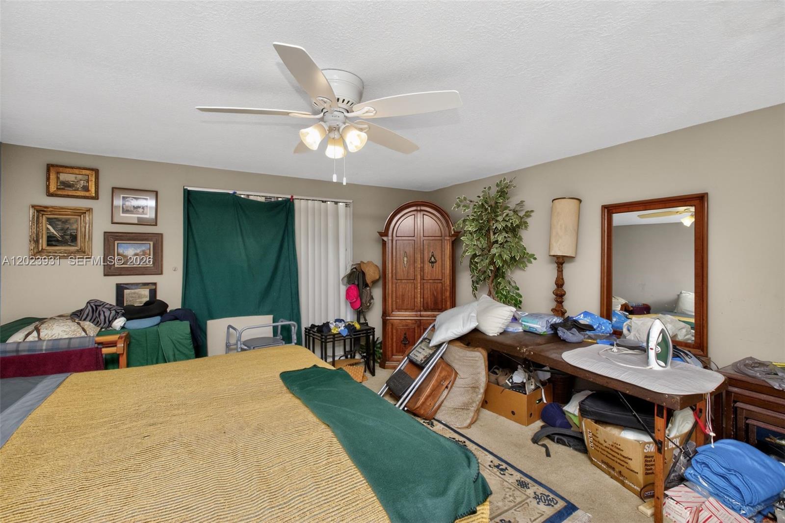 EMBASSY HILLS - Residential
