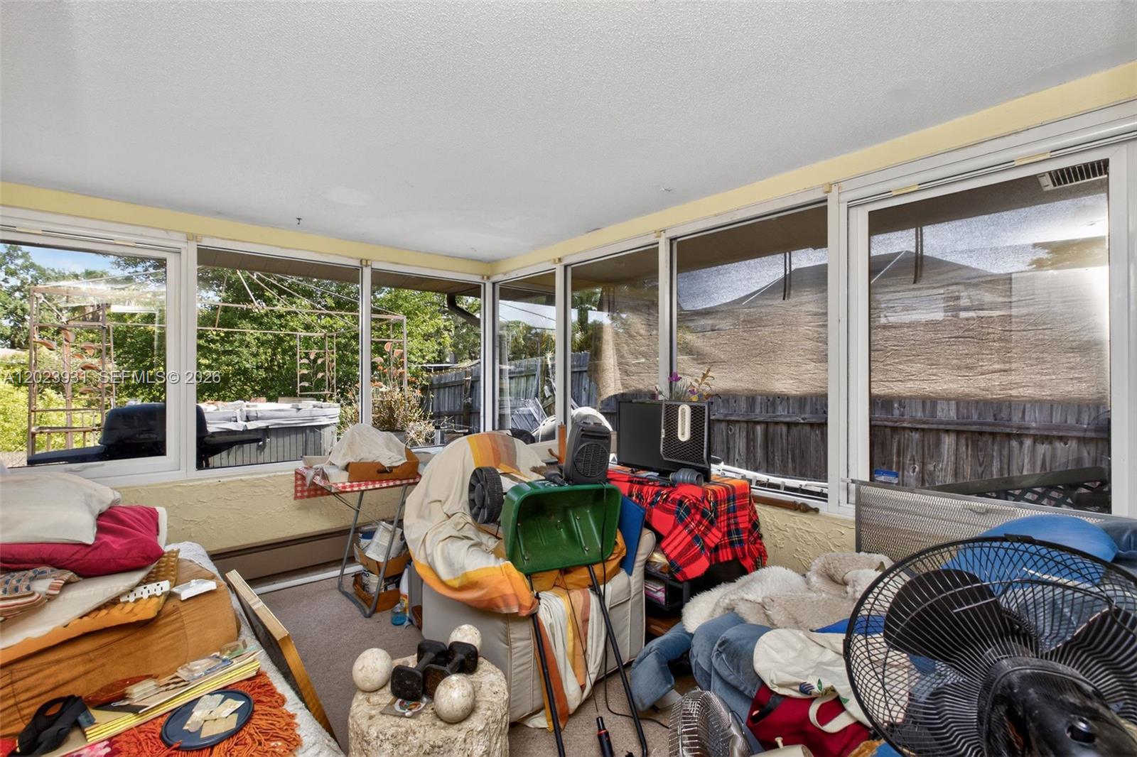 EMBASSY HILLS - Residential