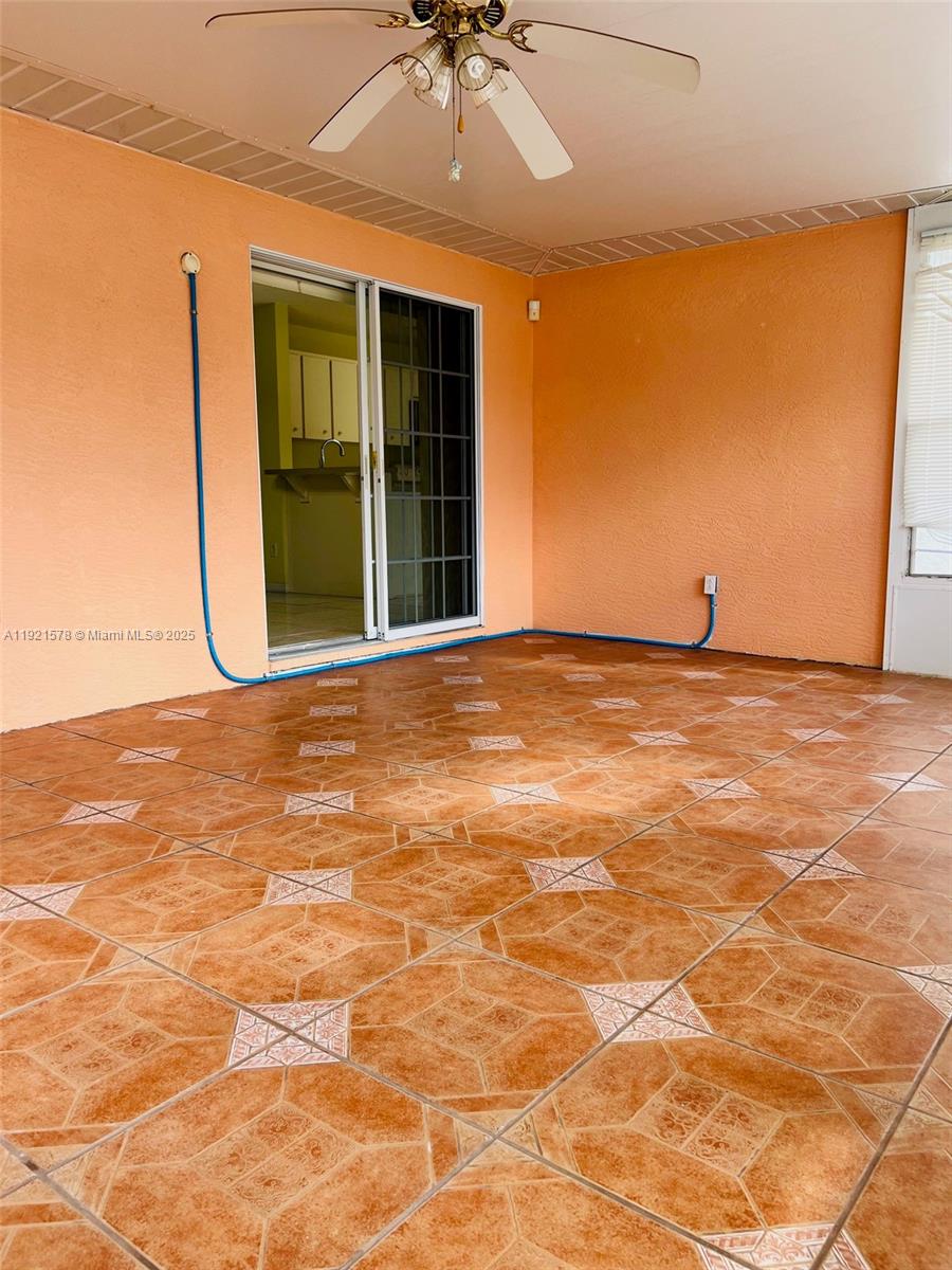 RAINBOW LAKES ESTATES - Residential