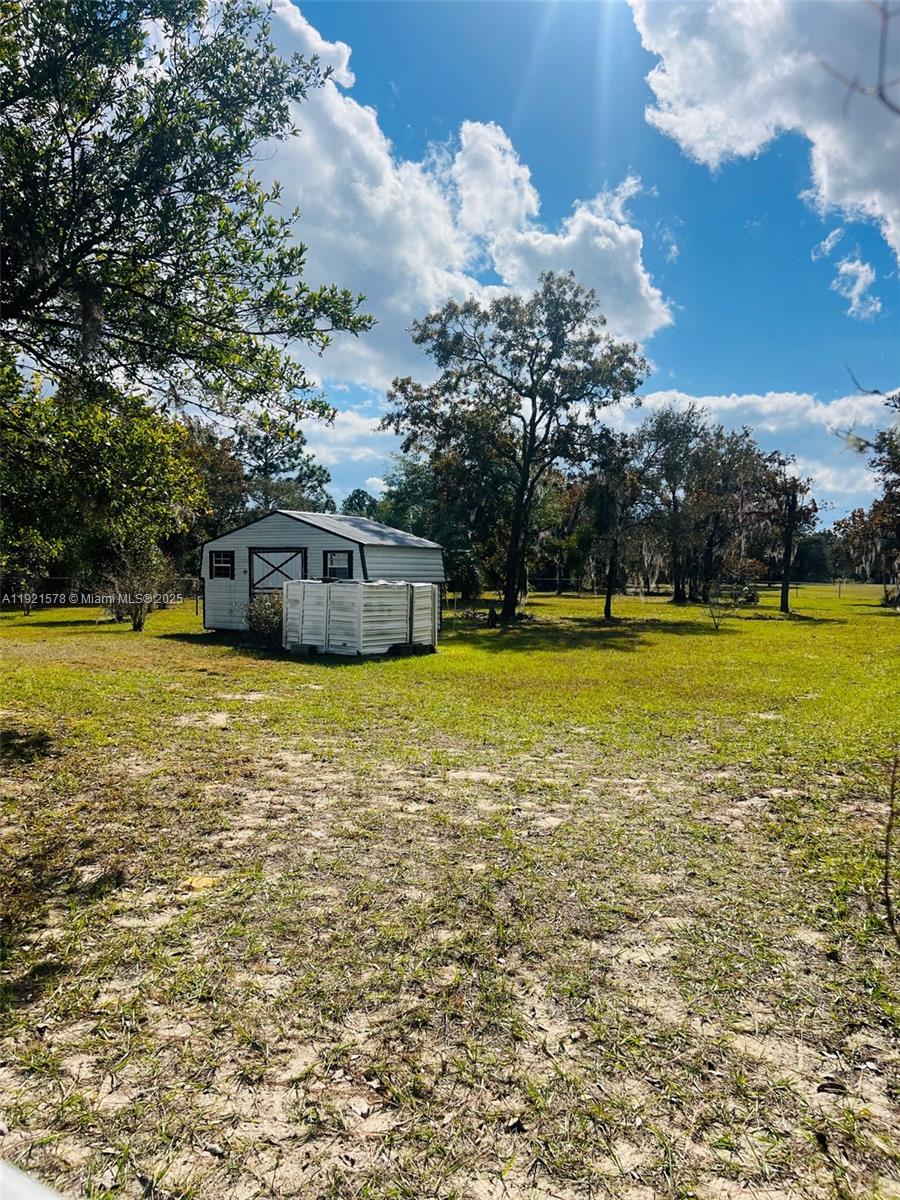 RAINBOW LAKES ESTATES - Residential
