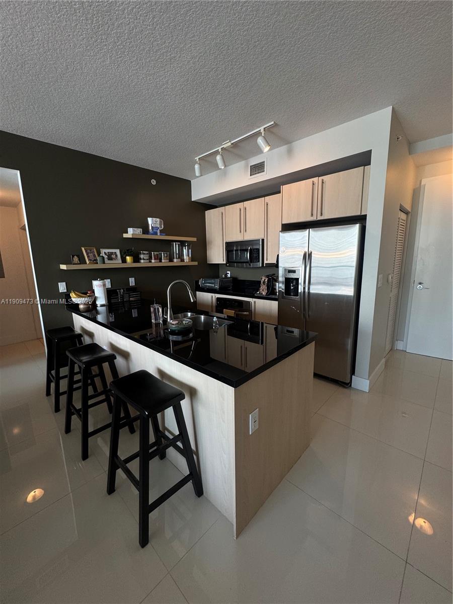 AXIS ON BRICKELL CONDO - Residential