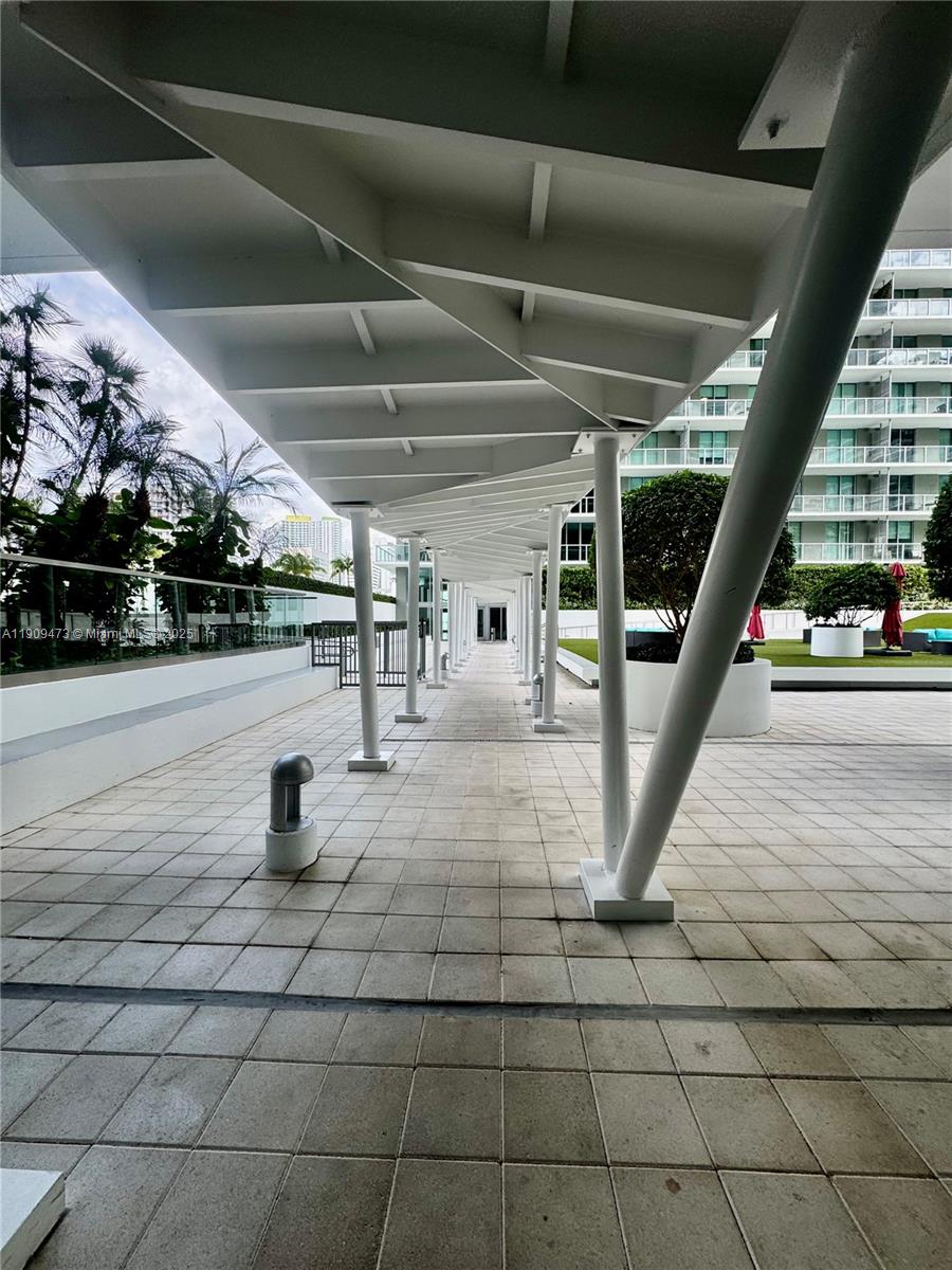 AXIS ON BRICKELL CONDO - Residential