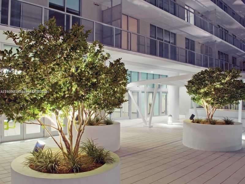 AXIS ON BRICKELL CONDO - Residential