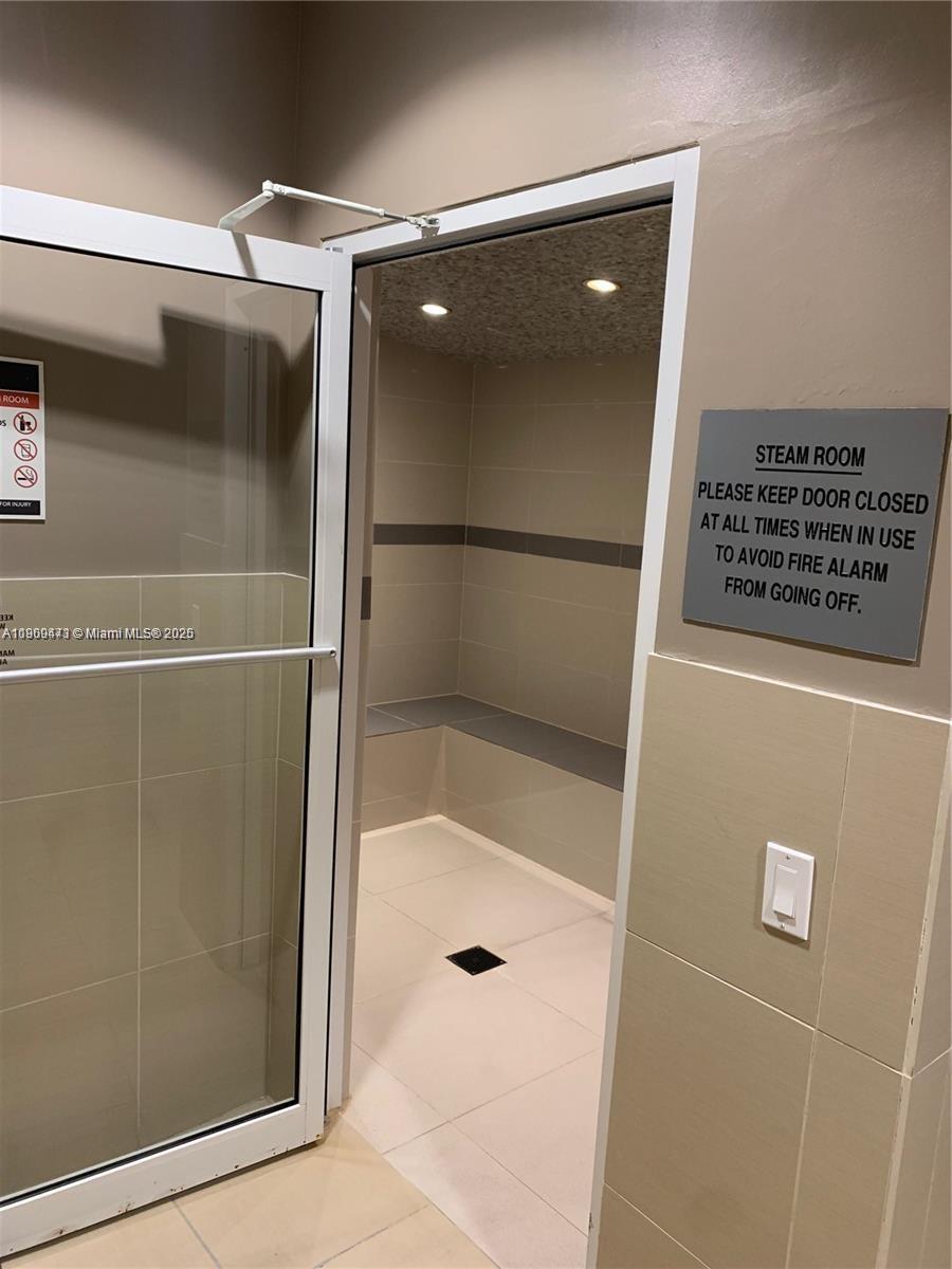 AXIS ON BRICKELL CONDO - Residential