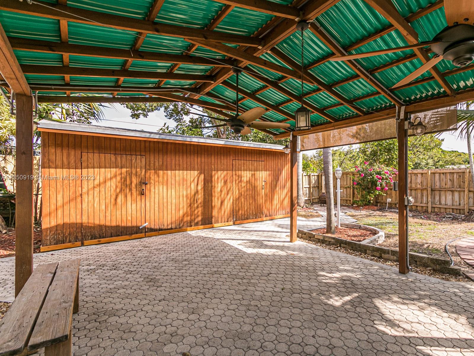 HERITAGE HOMES - Residential