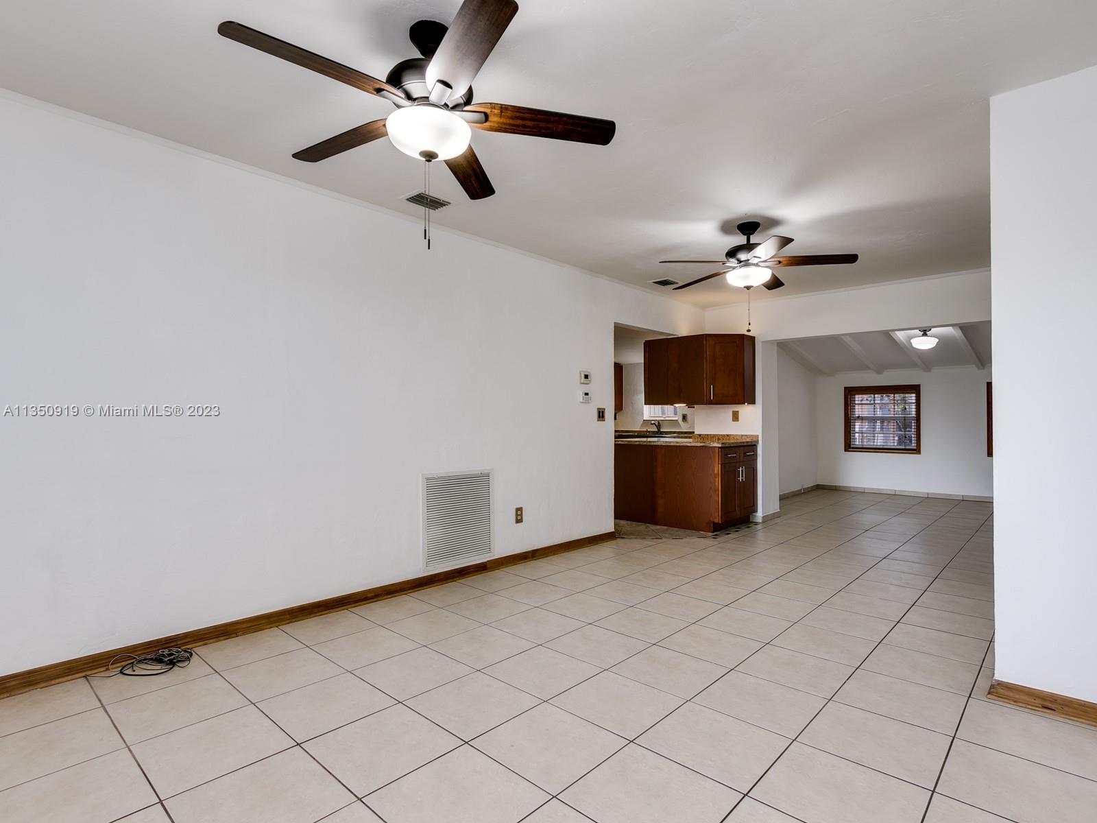 HERITAGE HOMES - Residential