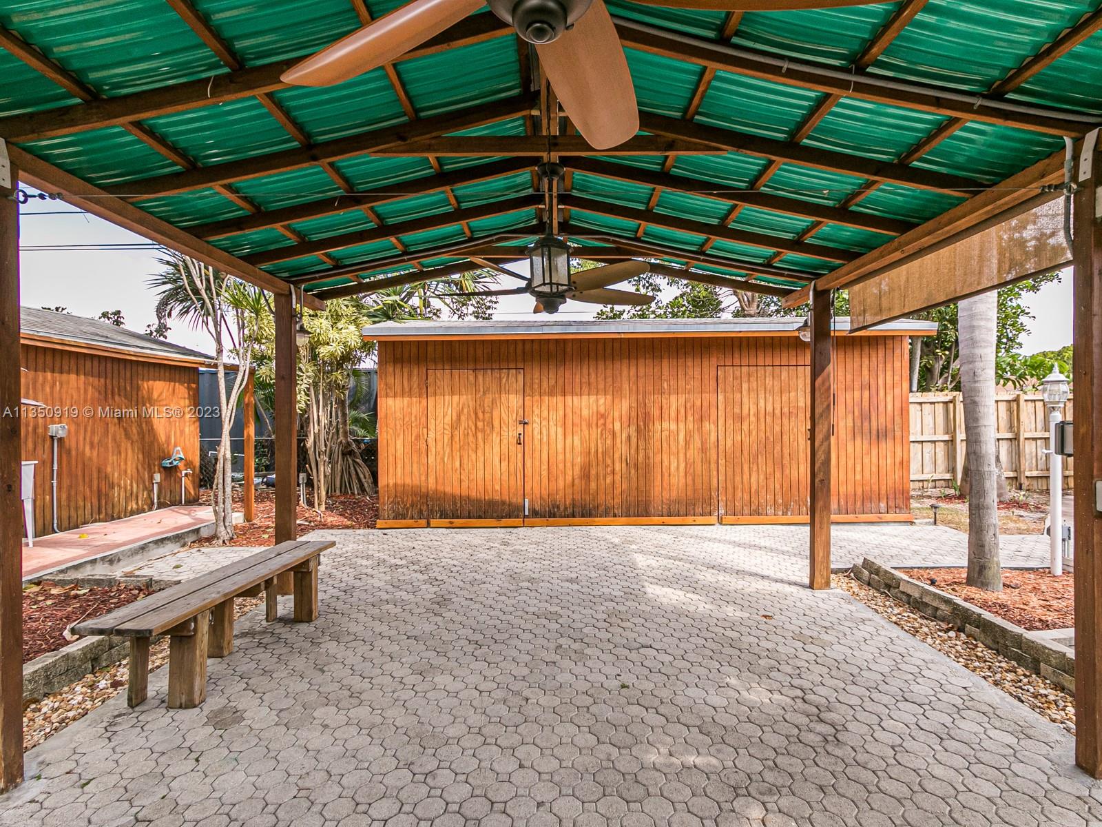 HERITAGE HOMES - Residential