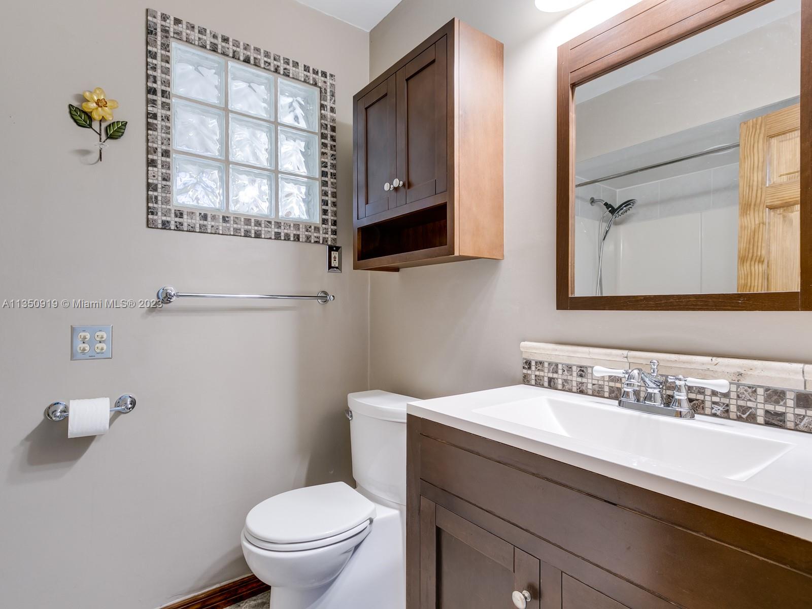 HERITAGE HOMES - Residential