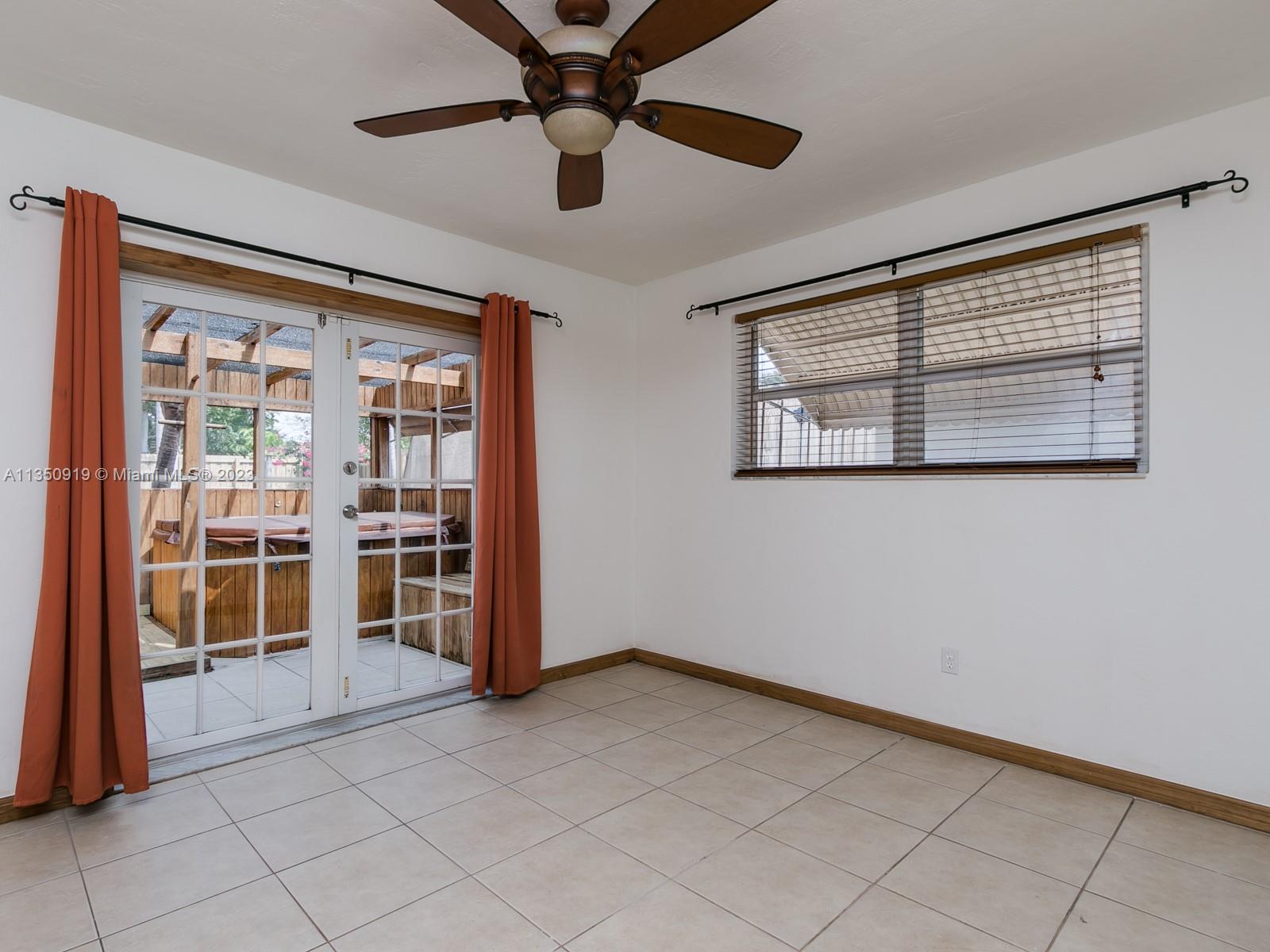 HERITAGE HOMES - Residential