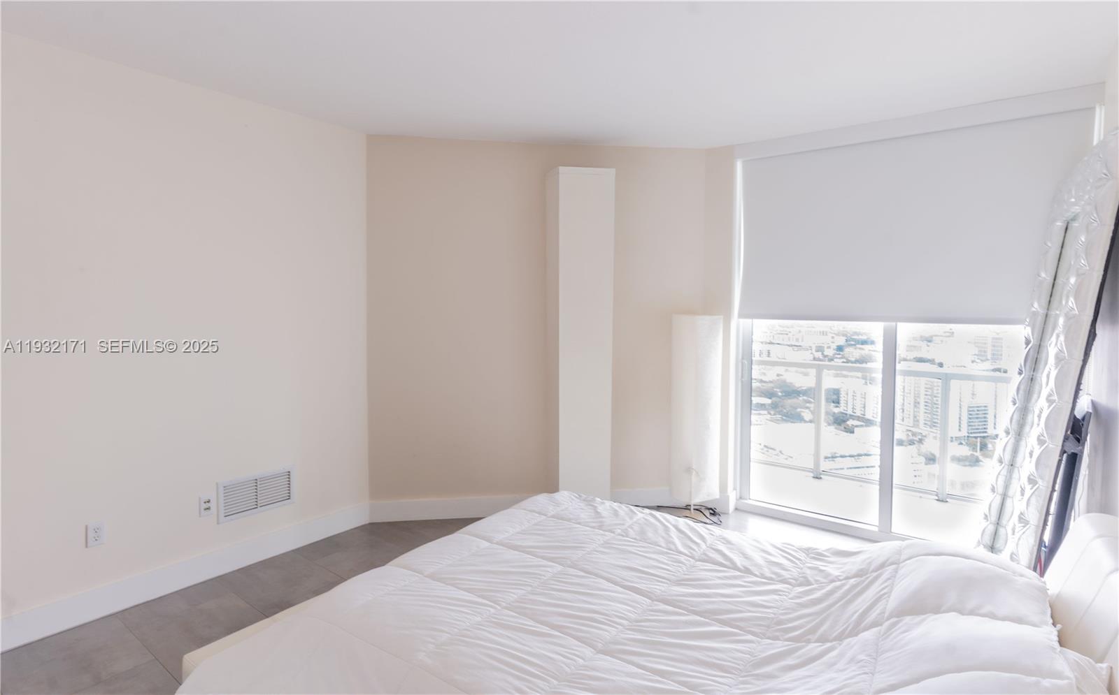 QUANTUM ON THE BAY CONDO - Residential