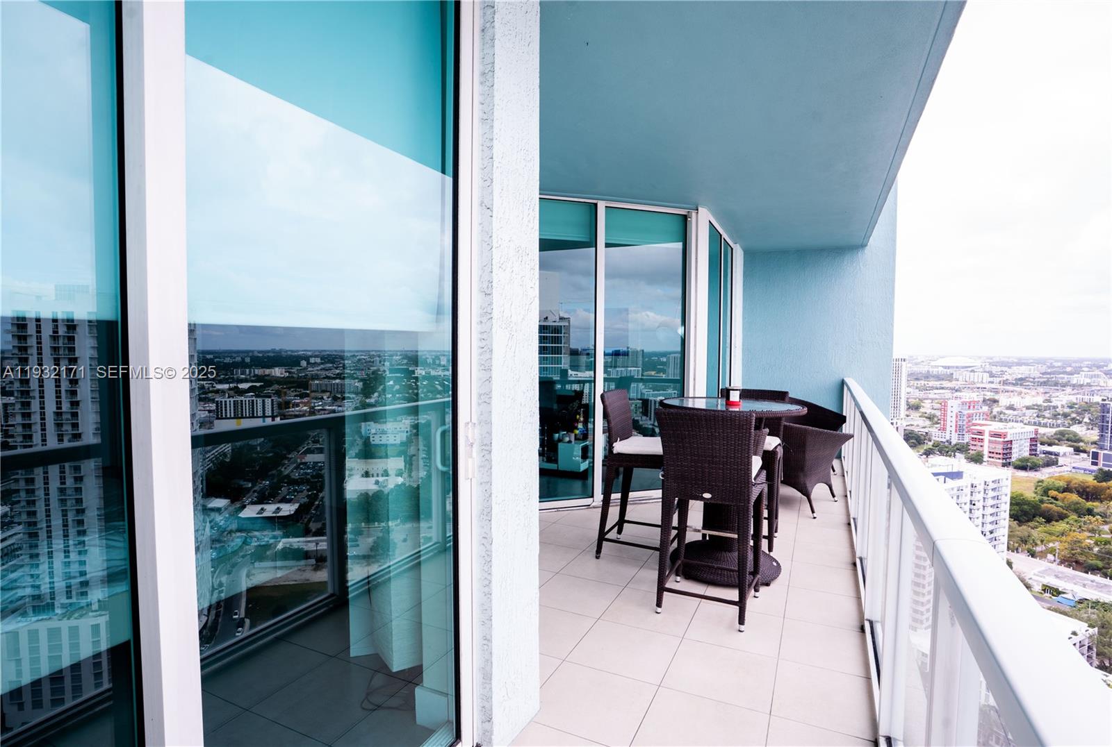 QUANTUM ON THE BAY CONDO - Residential