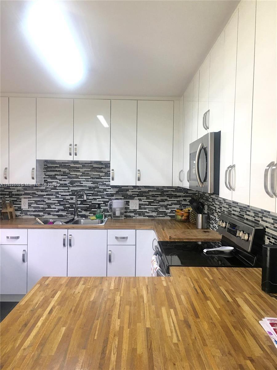 1790 Ne 173rd St, North Miami Beach, Miami-Dade County, Florida - 4 Bedrooms  
3 Bathrooms - 