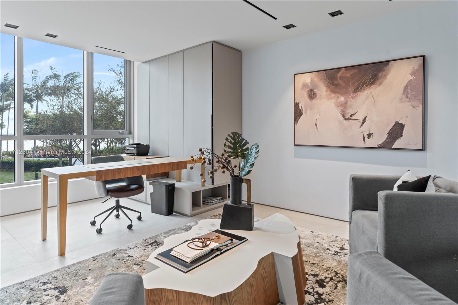 PARAISO BAY CONDO - Residential
