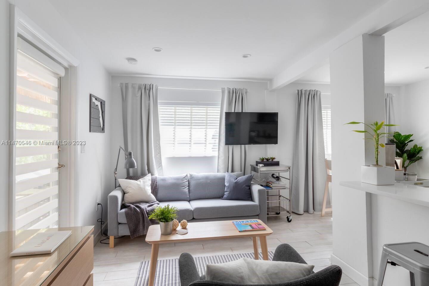 AQUA MARINE - Residential