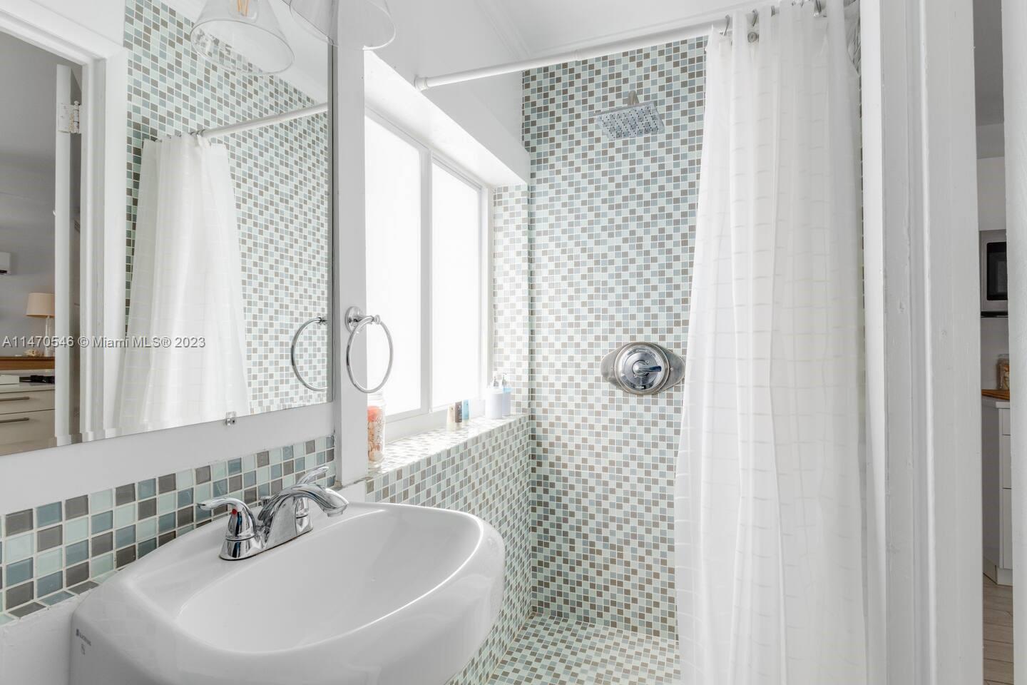 AQUA MARINE - Residential