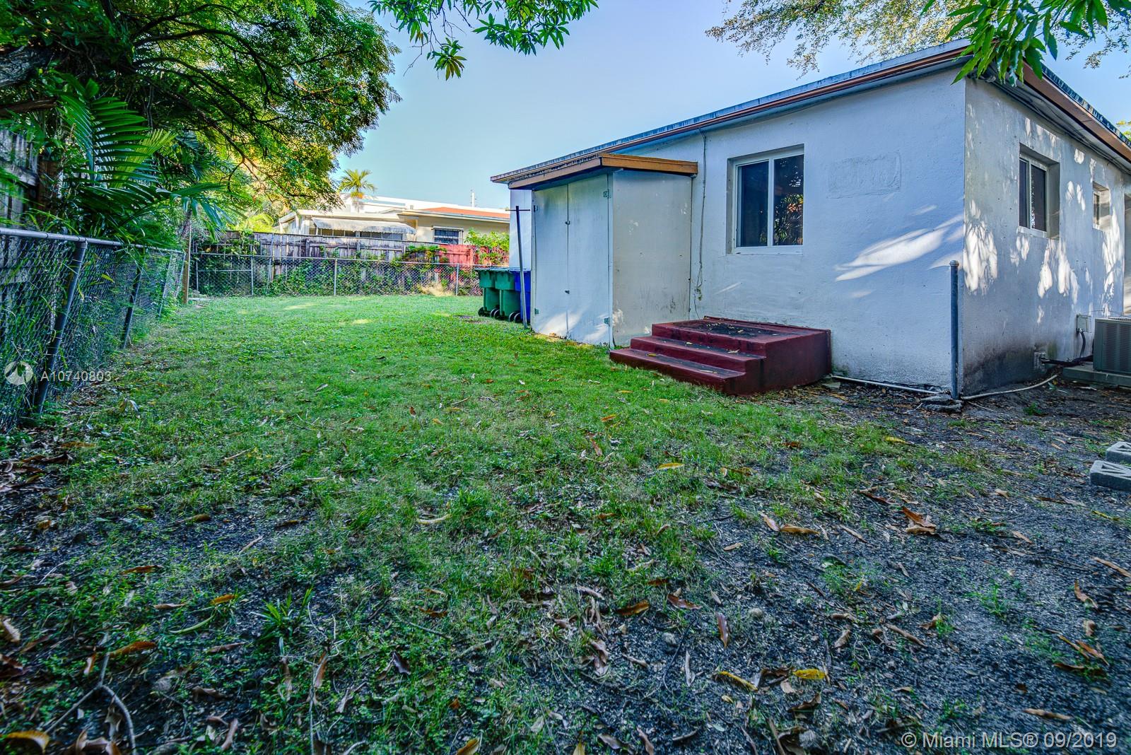 EAST SHENANDOAH - Residential Lease