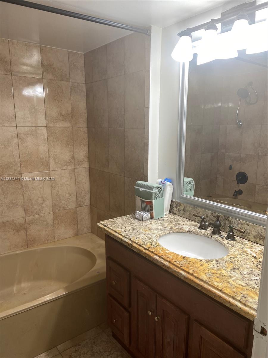 HALLANDALE GARDENS CONDO - Residential Lease