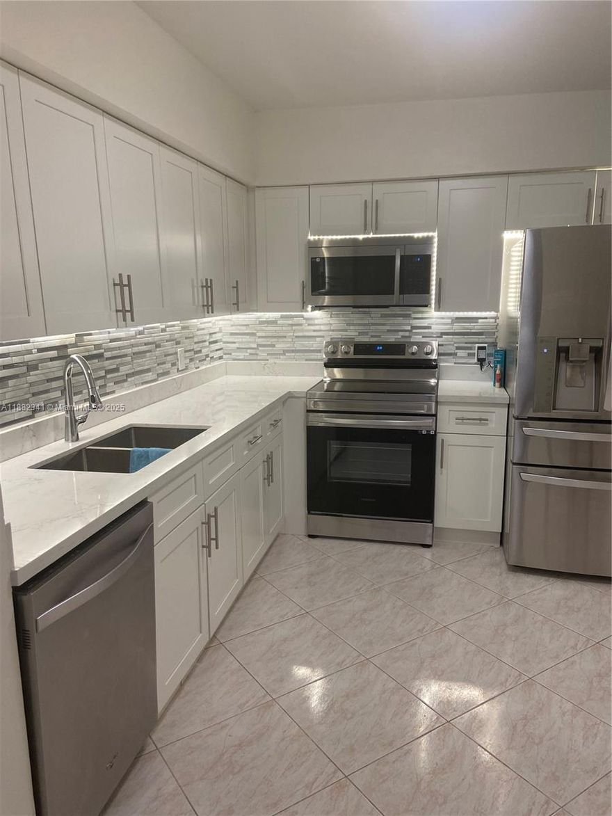 Location Location just a few minutes away from the beach. Ground Floor Beautiful 2 bedrooms 2 Bath Condo in the heart of Hallandale beach. Completely Remodeled kitchen. Tennis court, Community pool, sauna.  
Building requires association approval. Well maintained and updated building with walking distance to shopping, dinning, Gulfstream. Basic Cable included. All ages welcome!!