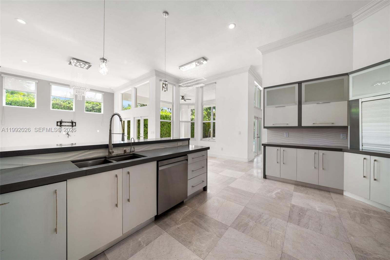 ROYAL CUTLER ESTATES - Residential