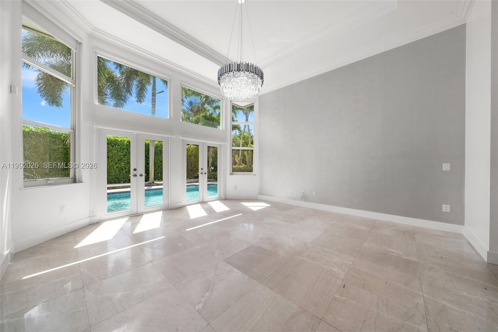 ROYAL CUTLER ESTATES - Residential