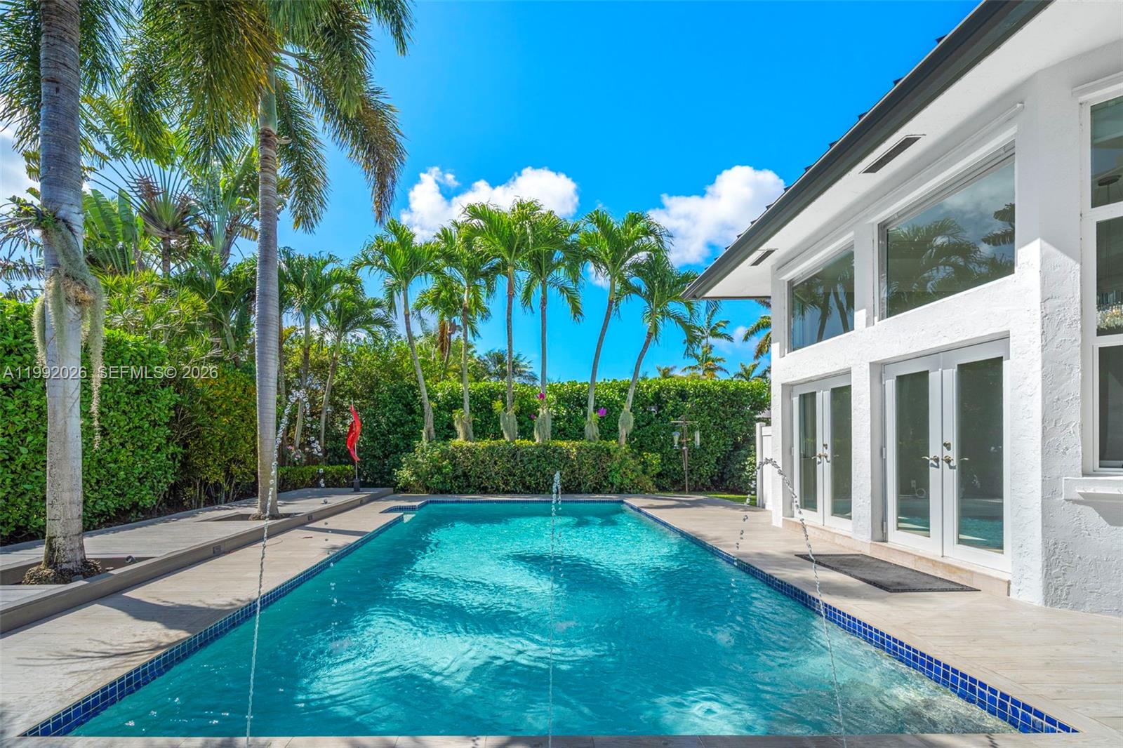 ROYAL CUTLER ESTATES - Residential