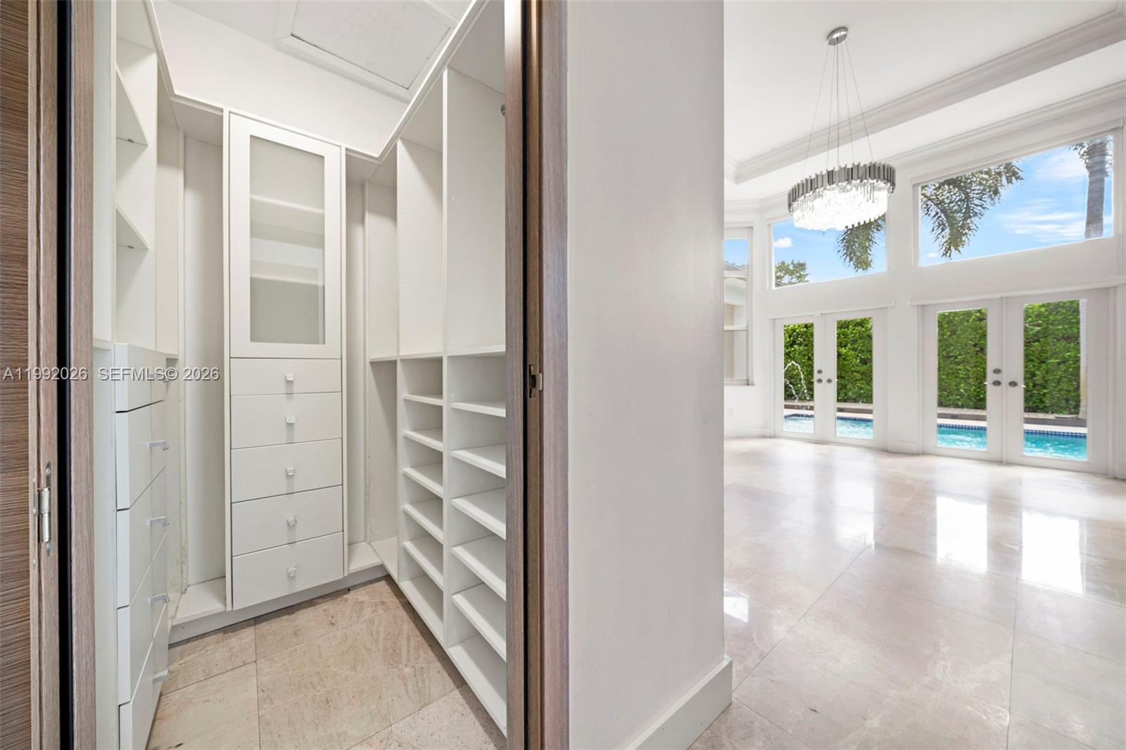 ROYAL CUTLER ESTATES - Residential