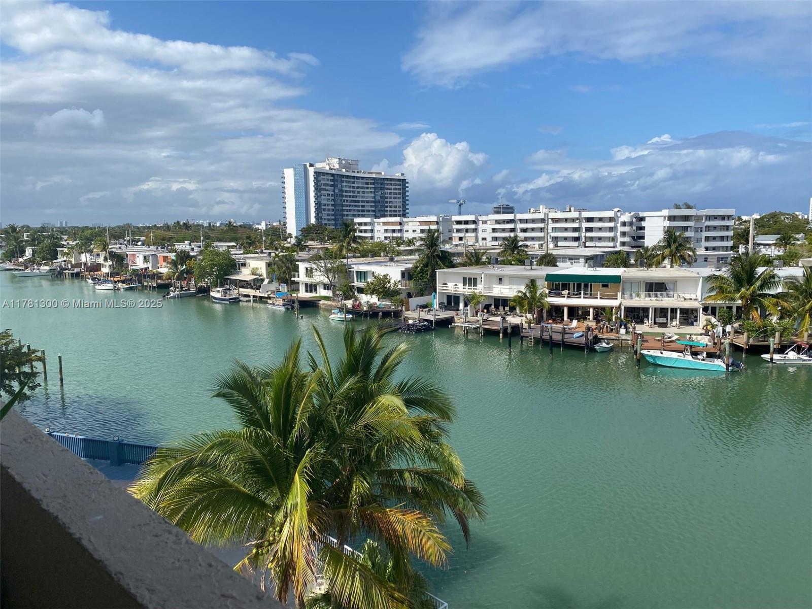 BAY PLAZA CONDO - Residential