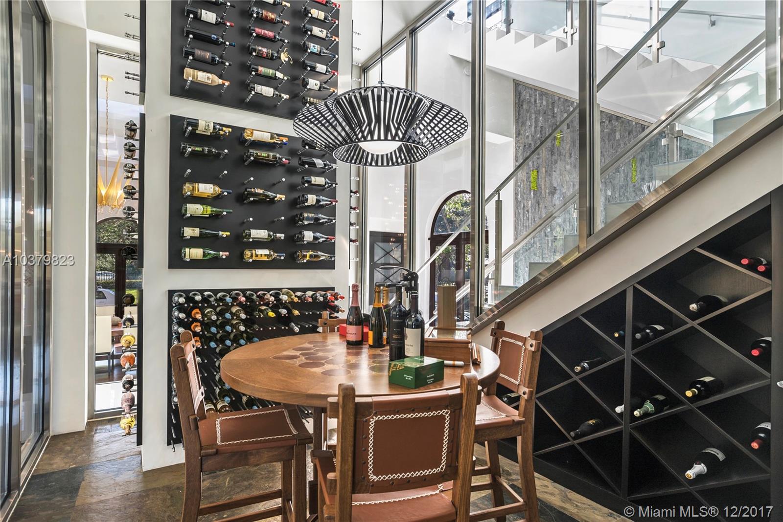 TOWN & RANCH ESTS - Residential