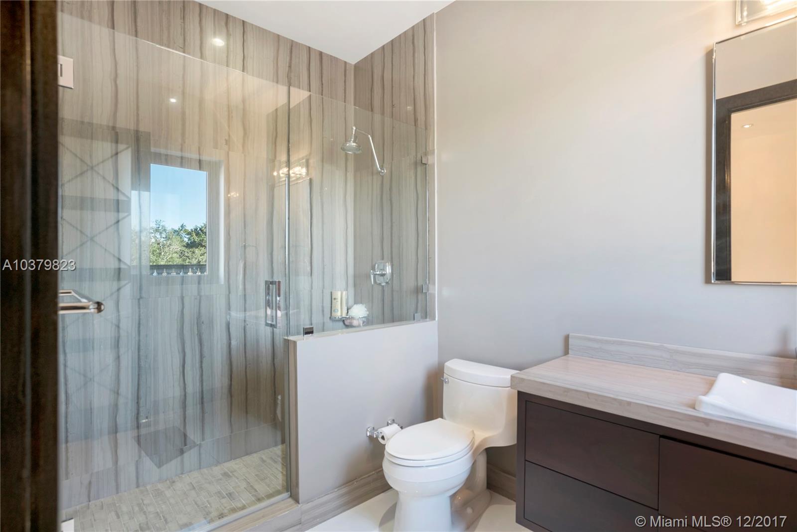 TOWN & RANCH ESTS - Residential