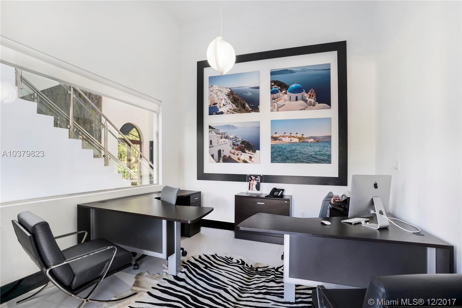 TOWN & RANCH ESTS - Residential