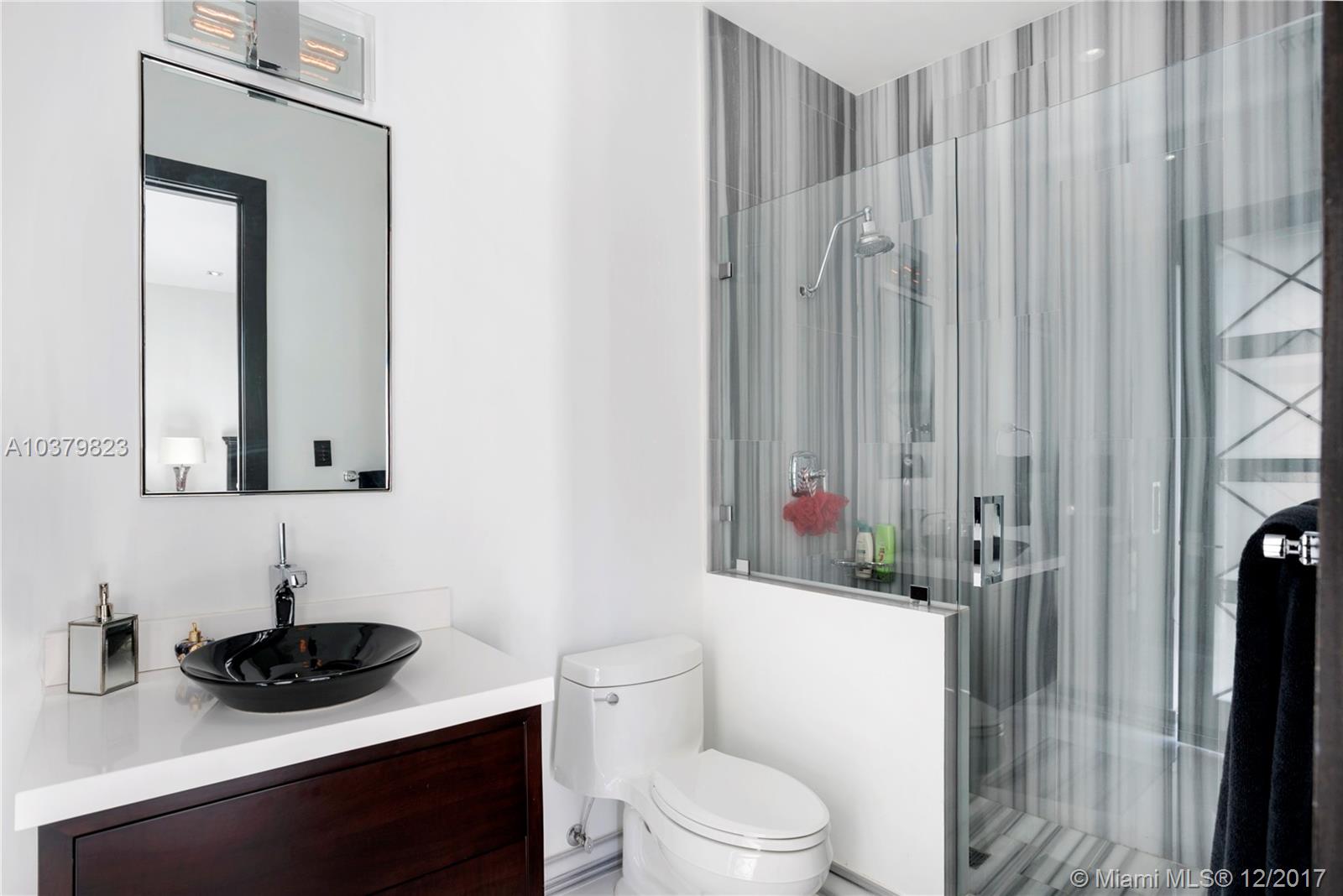 TOWN & RANCH ESTS - Residential