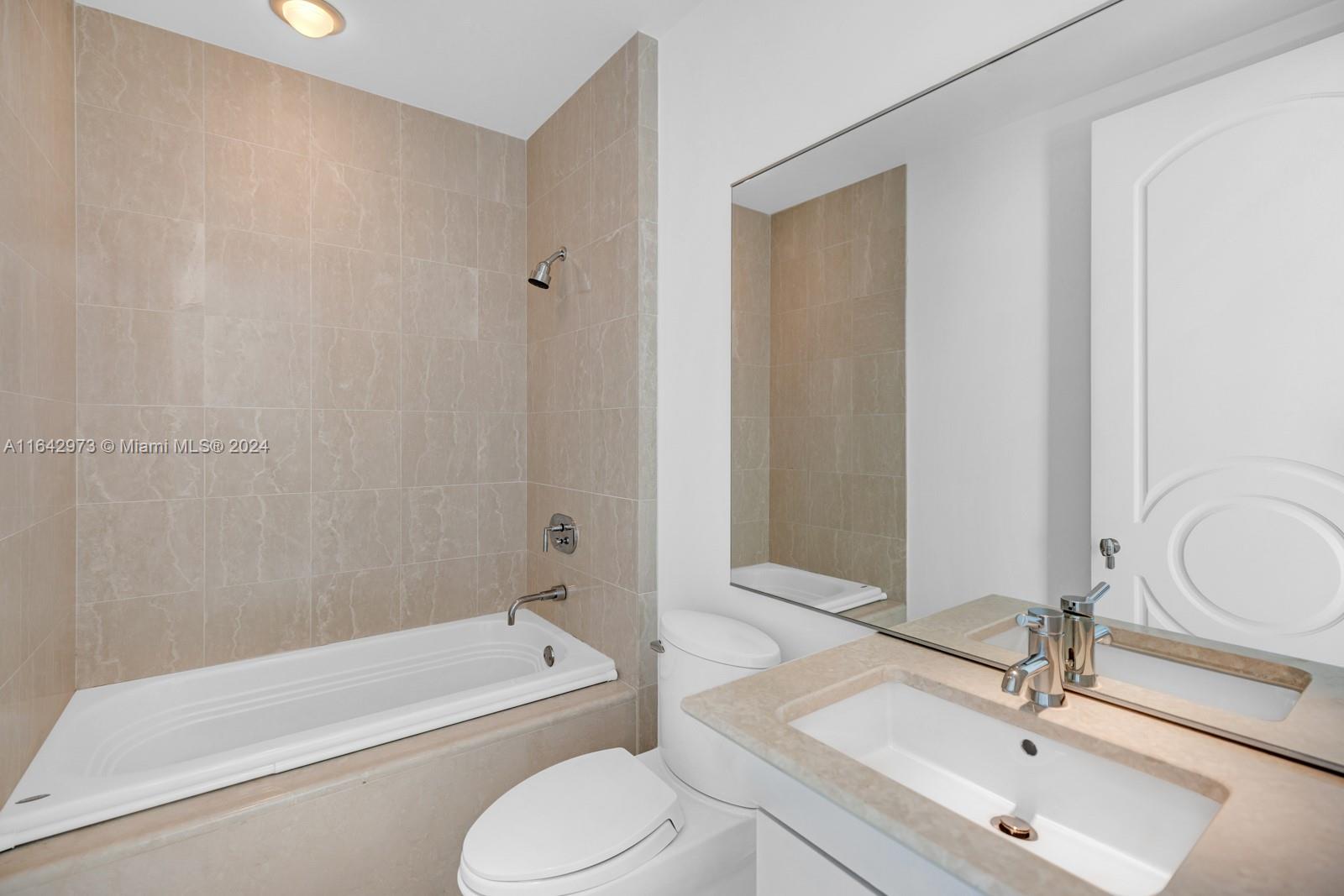 GROVENOR HOUSE CONDO - Residential